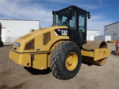 Compactadora Vibratoria Caterpillar CS56 seminueva en venta Ref.: 1417127268748066 No. 2