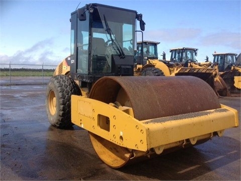 Compactadora Vibratoria Caterpillar CS56