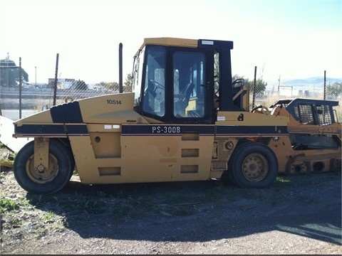 Compactadora Con Llantas Caterpillar PS-300B usada a buen precio Ref.: 1417540512580145 No. 4