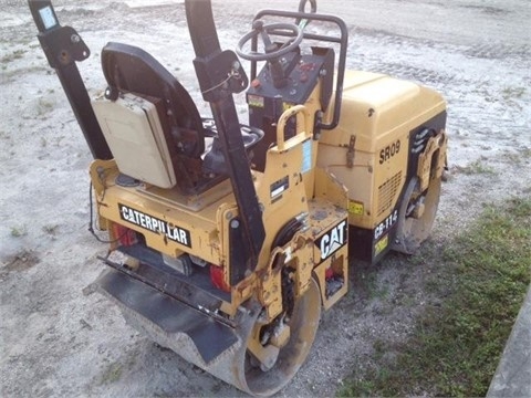 Compactadora De Doble Rodillo Caterpillar CB-114 de segunda mano Ref.: 1417549676449597 No. 3