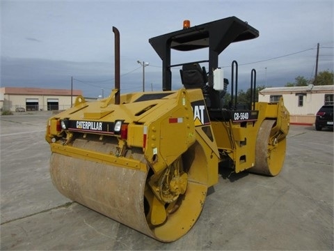 Compactadora De Doble Rodillo Caterpillar CB-564D usada a la vent Ref.: 1417560257822863 No. 3