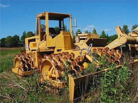 Compactadoras Suelos Y Rellenos Caterpillar 815A usada a buen pre Ref.: 1417577728982033 No. 3