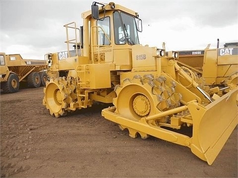 Compactadoras Suelos Y Rellenos Caterpillar 815B usada de importa Ref.: 1417581491700779 No. 2