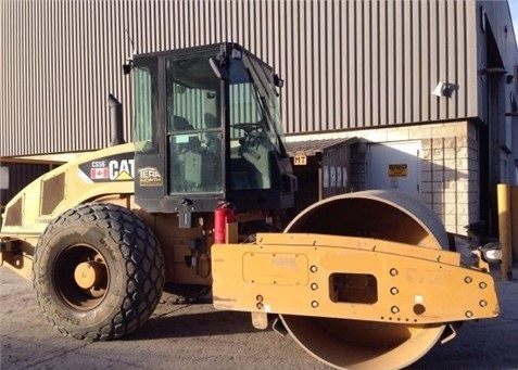 Compactadora Vibratoria Caterpillar CS56 usada de importacion Ref.: 1417652369350824 No. 3