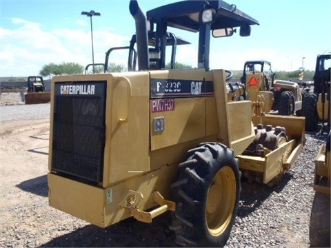 Compactadoras Suelos Y Rellenos Caterpillar CP-323C usada a la ve Ref.: 1417721406275176 No. 3