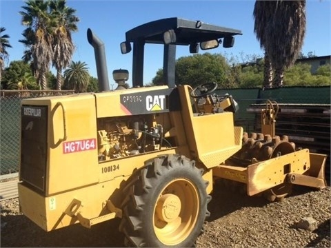 Compactadoras Suelos Y Rellenos Caterpillar CP-323C