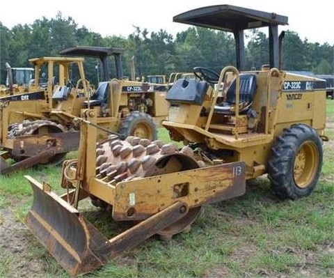 Compactadoras Suelos Y Rellenos Caterpillar CP-323C