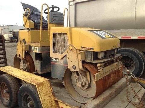 Compactadora Vibratoria Caterpillar CB-224E en buenas condiciones Ref.: 1417732242635471 No. 3