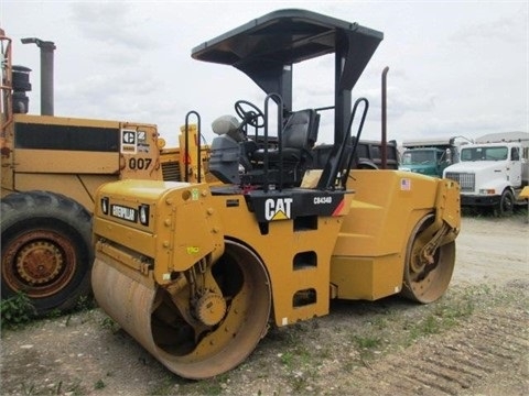 Compactadora Vibratoria Caterpillar CB-434D