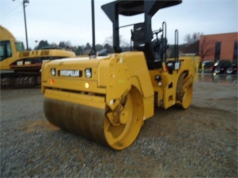 Compactadora Vibratoria Caterpillar CB-434D usada a la venta Ref.: 1417738261787809 No. 2