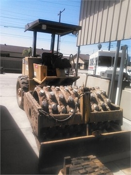 Compactadoras Suelos Y Rellenos Caterpillar CP-433C