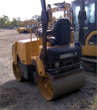 Compactadora Vibratoria Caterpillar CB-214E de segunda mano en ve Ref.: 1417743502377234 No. 3