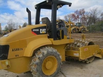 Compactadoras Suelos Y Rellenos Caterpillar CP-433E seminueva en  Ref.: 1417743590803275 No. 3