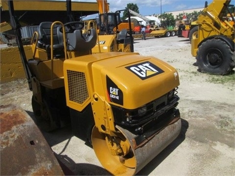 Compactadora Vibratoria Caterpillar CB-214E seminueva en perfecto Ref.: 1417743858417775 No. 3