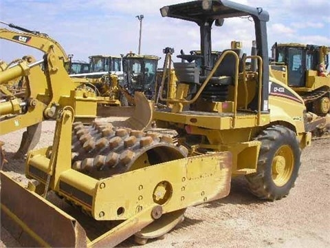 Compactadoras Suelos Y Rellenos Caterpillar CP-433E usada a buen  Ref.: 1417744867469277 No. 4