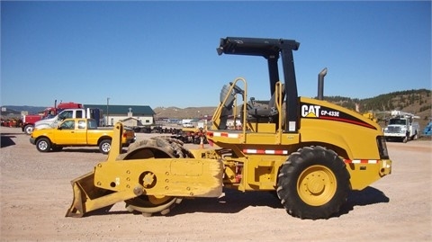 Compactadoras Suelos Y Rellenos Caterpillar CP-433E de bajo costo Ref.: 1417745500320725 No. 4