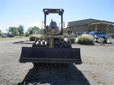 Compactadoras Suelos Y Rellenos Caterpillar CP-433E