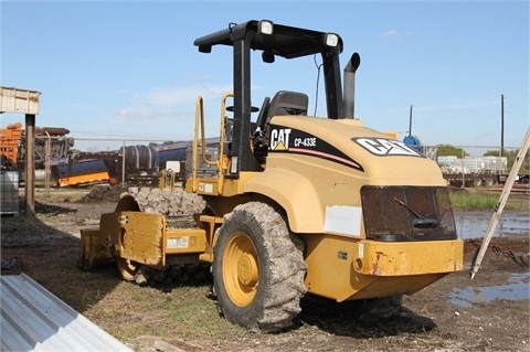 Compactadoras Suelos Y Rellenos Caterpillar CP-433E