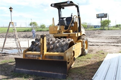 Compactadoras Suelos Y Rellenos Caterpillar CP-433E seminueva en  Ref.: 1417747522692568 No. 2