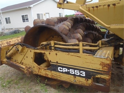 Compactadoras Suelos Y Rellenos Caterpillar CP-553