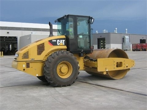 Compactadora Vibratoria Caterpillar CS56 usada de importacion Ref.: 1417804024954964 No. 2