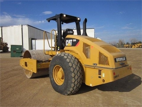 Compactadora Vibratoria Caterpillar CS56 usada a la venta Ref.: 1417804819792613 No. 4