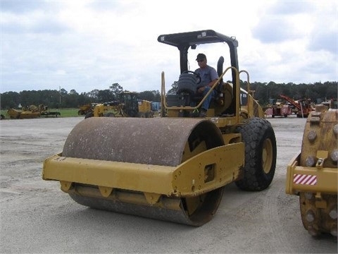 Compactadora Vibratoria Caterpillar CS56 en optimas condiciones Ref.: 1417805088780140 No. 4