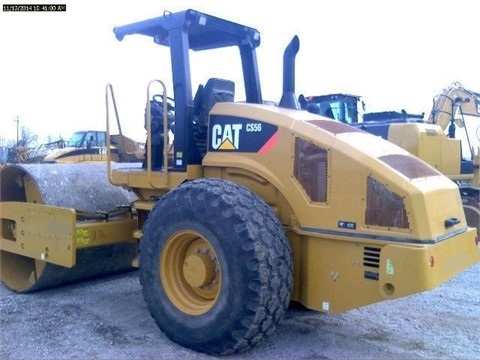 Compactadora Vibratoria Caterpillar CS56 de medio uso en venta Ref.: 1417805905406307 No. 2