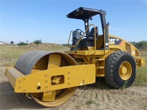 Compactadora Vibratoria Caterpillar CS56 en venta Ref.: 1417811374233619 No. 2