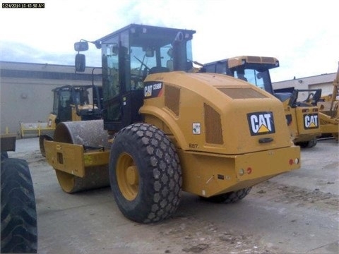 Compactadora Vibratoria Caterpillar CS56 de segunda mano en venta Ref.: 1417815261011161 No. 2