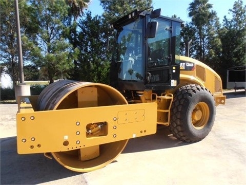 Compactadora Vibratoria Caterpillar CS66 importada de segunda man Ref.: 1417822243262318 No. 4