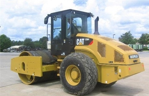 Compactadora Vibratoria Caterpillar CS64 usada a buen precio Ref.: 1417823451977958 No. 2