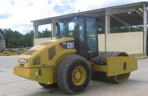 Compactadora Vibratoria Caterpillar CS64 usada a buen precio Ref.: 1417823451977958 No. 4