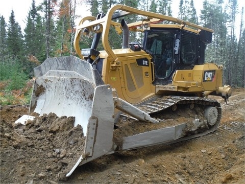 Dozers/tracks Caterpillar D7E