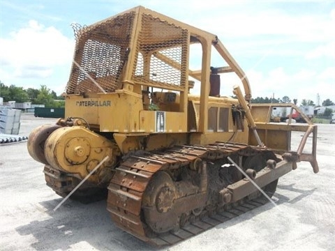 Dozers/tracks Caterpillar D6C