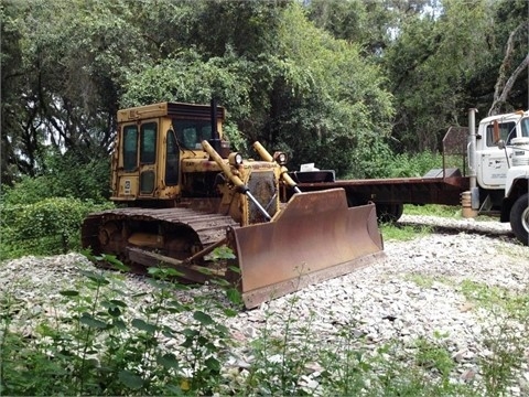 Tractores Sobre Orugas Caterpillar D6D