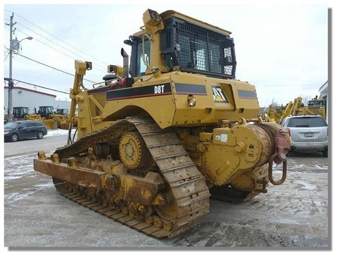 Dozers/tracks Caterpillar D8T