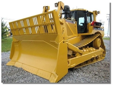 Dozers/tracks Caterpillar D8T