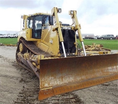 Dozers/tracks Caterpillar D8T