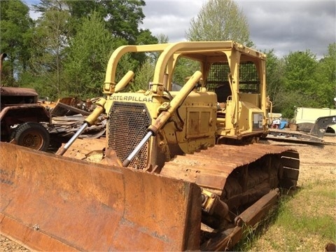 Dozers/tracks Caterpillar D6D