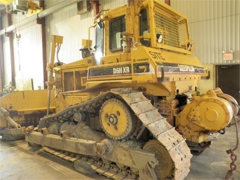 Dozers/tracks Caterpillar D6H