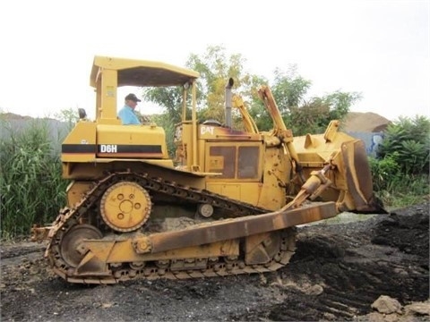 Tractores Sobre Orugas Caterpillar D6H en buenas condiciones Ref.: 1418250427614452 No. 3