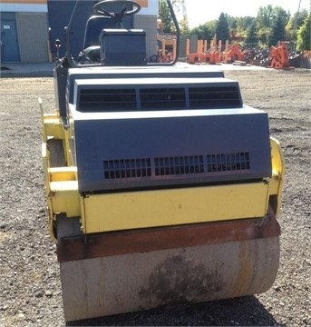 Compactadora Vibratoria Bomag BW120AD