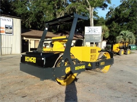 Compactadora Vibratoria Bomag BW278 de segunda mano Ref.: 1418772288708540 No. 4