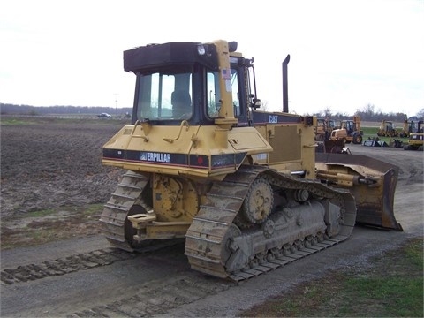 Tractores Sobre Orugas Caterpillar D6M en venta Ref.: 1418772613058566 No. 2