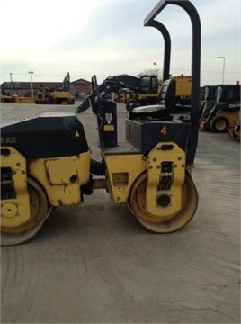 Compactadora Vibratoria Bomag BW138AD seminueva en perfecto estad Ref.: 1418775256790503 No. 4