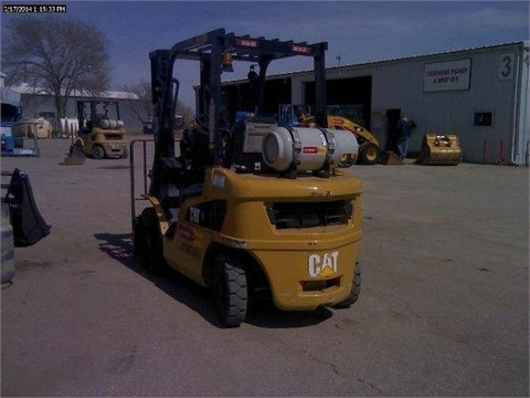 Montacargas Caterpillar P5000 en buenas condiciones Ref.: 1419448714042858 No. 4