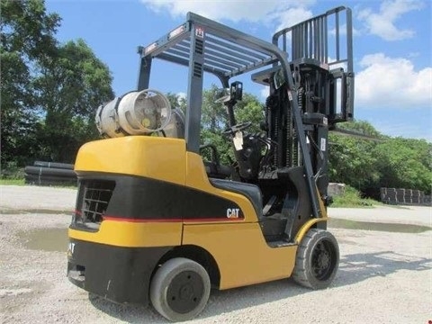 Montacargas Caterpillar C6000 en venta Ref.: 1419610818581787 No. 3