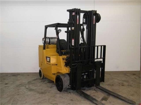 Freightelevator Caterpillar GC55