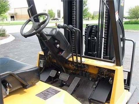 Freightelevator Caterpillar GC45K